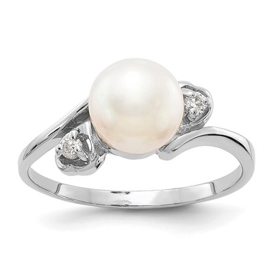 14k White Gold 7mm FW Cultured Pearl VS Diamond ring