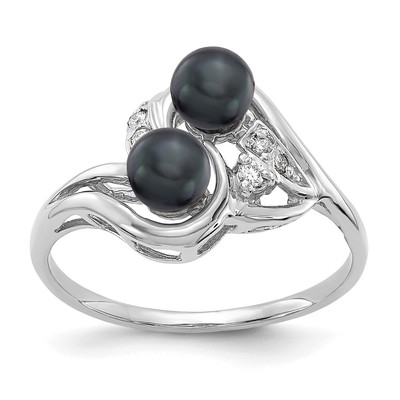 14k White Gold 4.5mm Black FW Cultured Pearl VS Diamond ring